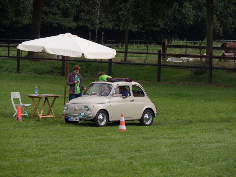 23. Eurode Oldtimerfahrt 13.09.2015
Schlüsselwörter: 23. Eurode Oldtimerfahrt;Stammtisch NRW