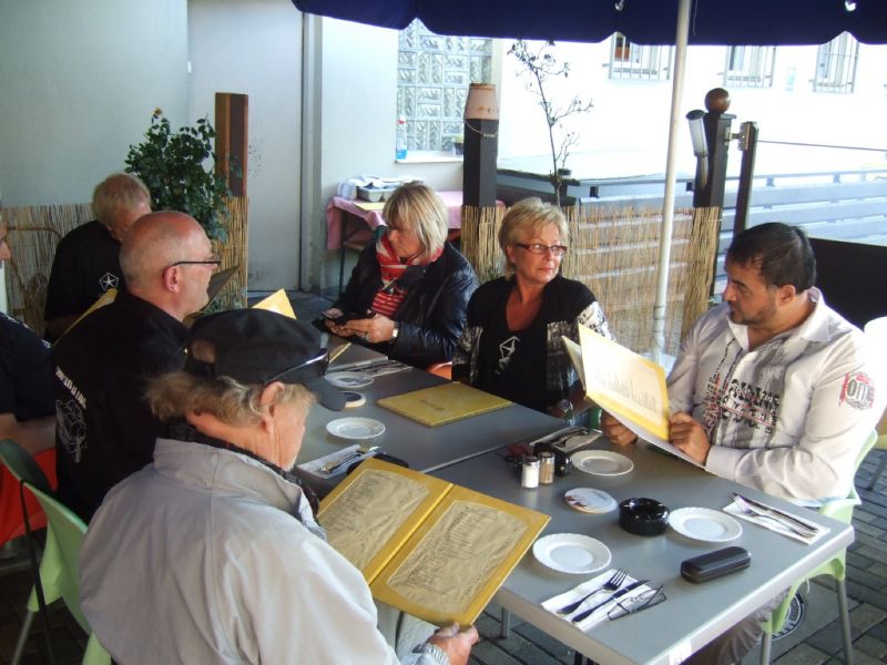 Bei Milano
NRW-Stammtisch August 2012
Ausfahrt durch das Angerland & Ruhrtal
