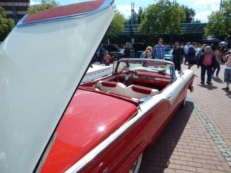DR Mustang Treffen 2015, Oberhausen
Schlüsselwörter: DR Mustang;2015