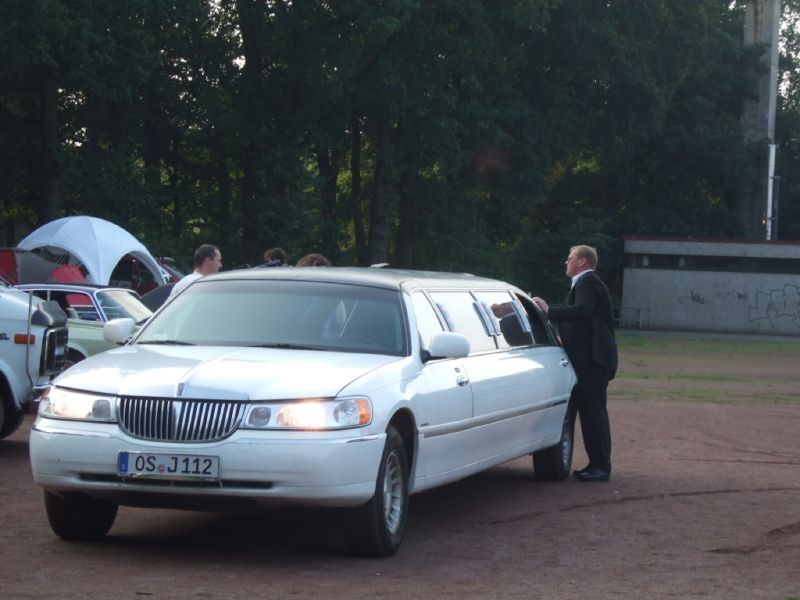 Wer hat die Limo bestellt?
Dinotreffen 2012
