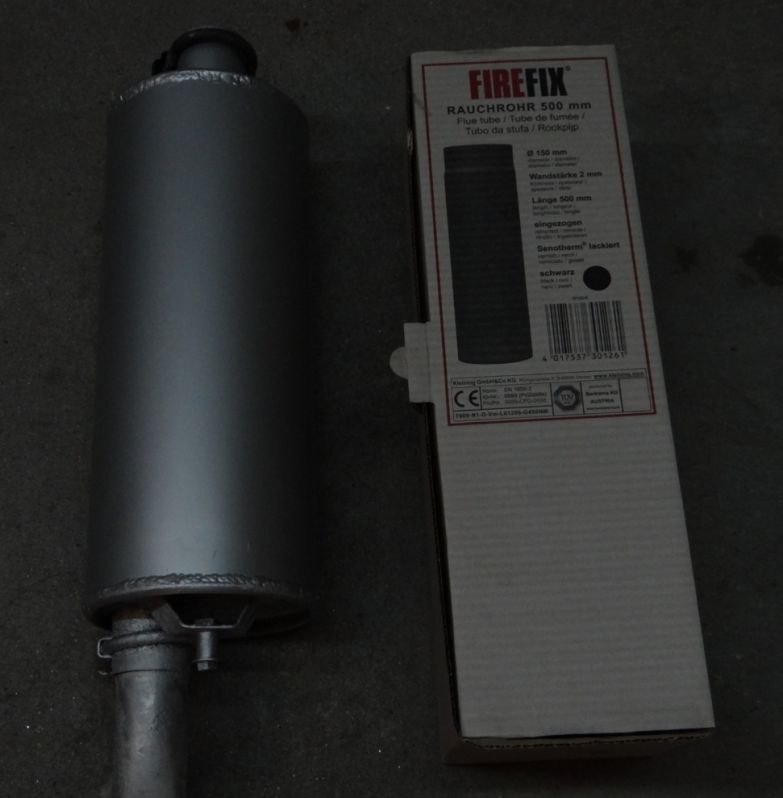 Auspuff Reparatur
Ist der Auspufftopf auf der Aussenseite durchgerostet, kann man den mit einem 150mm Ofenrohr gut reparieren. Da 2mm dick auch sehr gut schweiÃŸbar und rostet nicht so schnell wieder durch...
