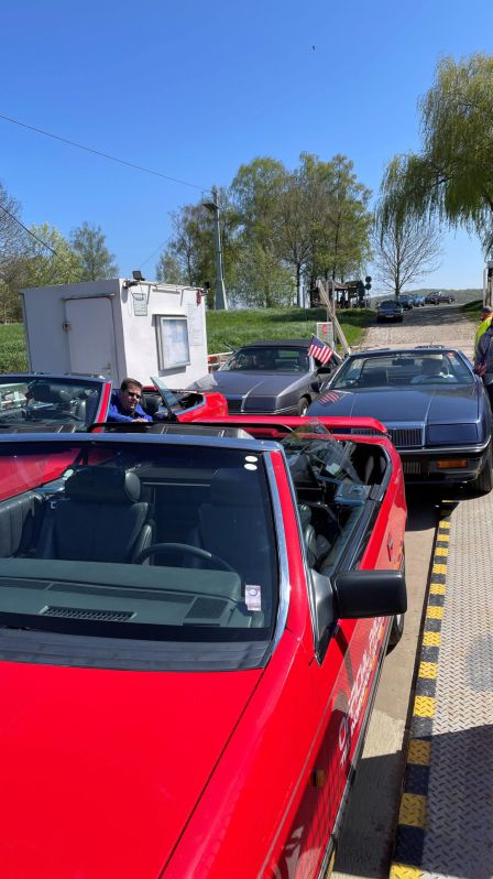 Auf der Gierseilfähre bei Polle
Weser-Bergland Tour 25. April 2026
Bodenwerder - Rühler Schweiz - Burgruine Polle - Schloss Hämelschenburg
Schlüsselwörter: Saisoneröffnung;2026;Weser-Bergland;Tour;Hannover