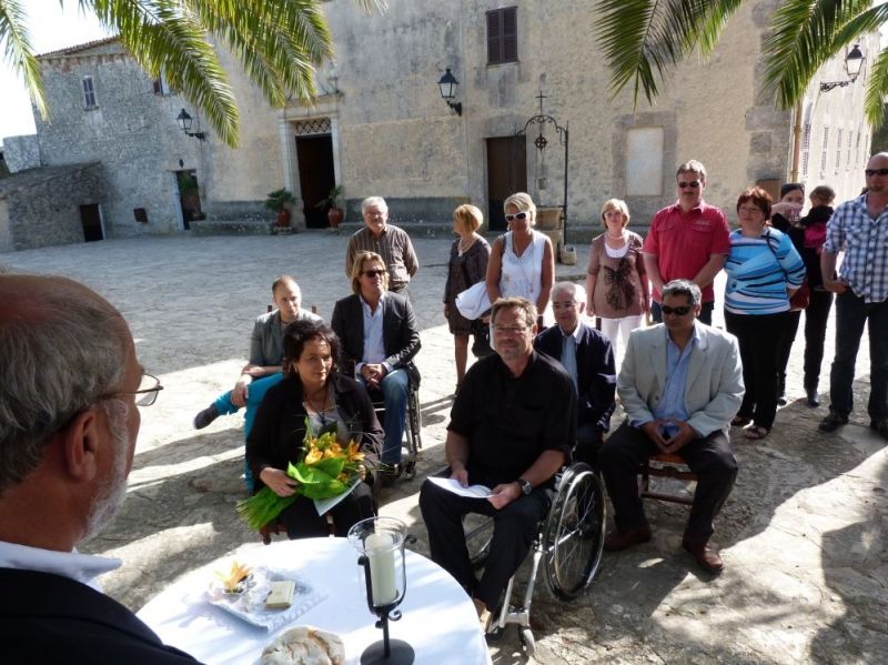 unsere Hochzeit
waehrend der Trauungszeremonie...
