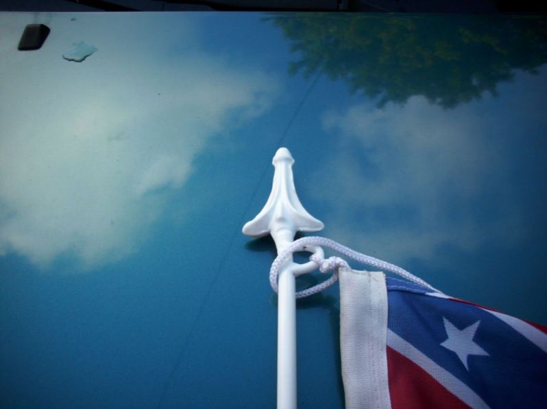 Fahnenstange aus Metall, kunststoffbeschichtet
