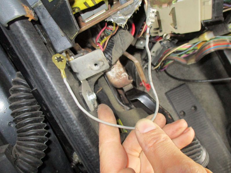 Unbekanntes Kabel
Unbekanntes Kabel; Masse; FuÃŸraum Fahrer; A-SÃ¤ule
Schlüsselwörter: Unbekanntes Kabel;Masse;FuÃŸraum Fahrer;A-SÃ¤ule