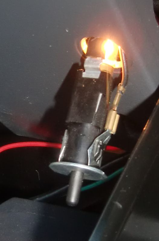 Handschuhfachbeleuchtung
Schlüsselwörter: Handschuhfachbeleuchtung