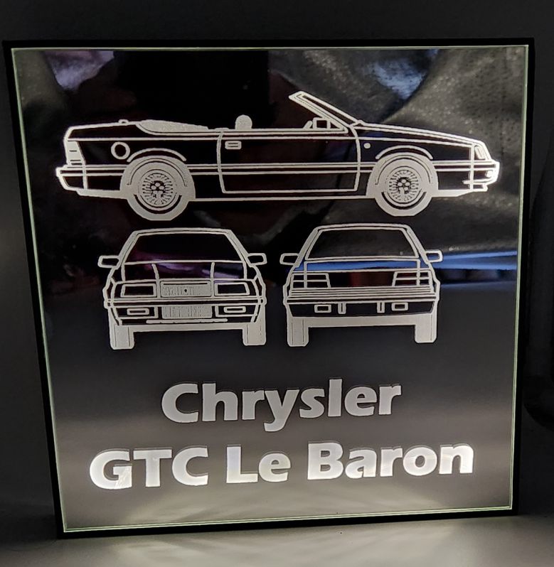 Hintergrundbeleuchteter 20 x 20 cm Spiegel in Box
Hatte mal wieder Langeweile und so musste mein Laser etwas tun..
Schlüsselwörter: Hintergrundbeleutete Spiegel 20 x 20 cm