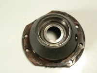 Lager/Wellenausgang Fahrerseite